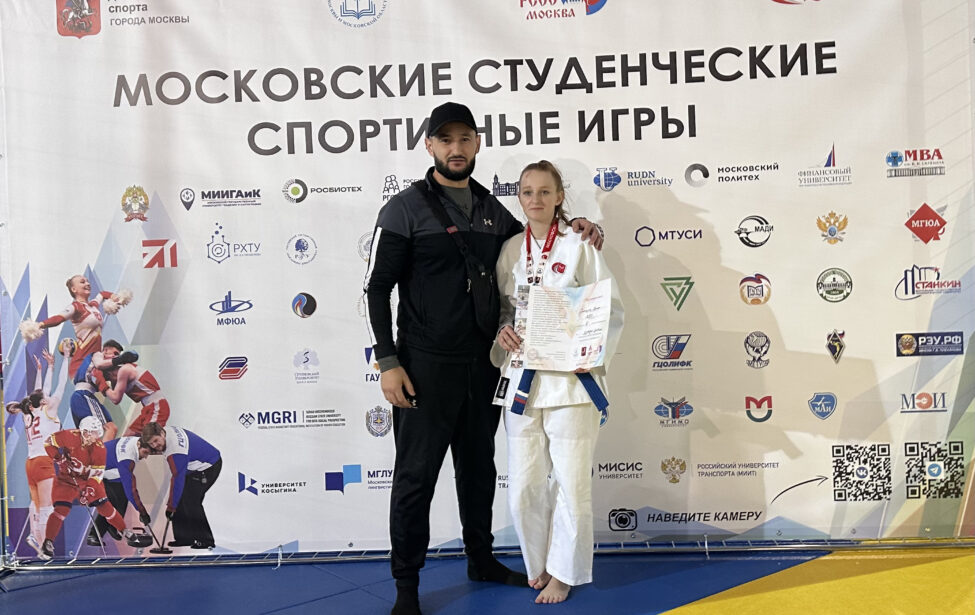 Студентка ИЕСТ выиграла бронзу соревнований МССИ по дзюдо